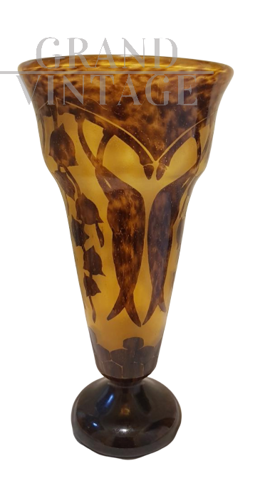 741. Verrerie Francaises: vaso 