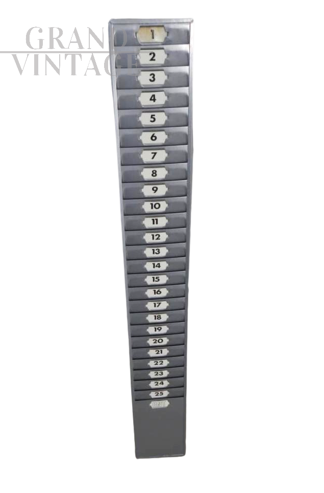 Schedario porta badge da officina anni '70                            