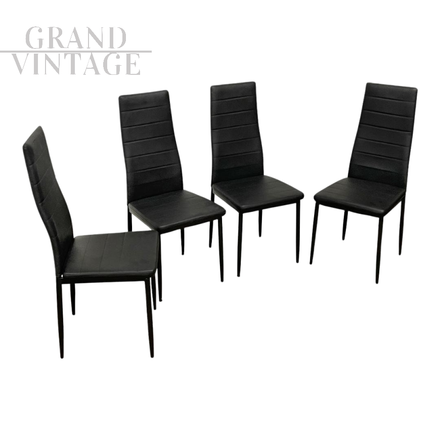 Set di 4 sedie da pranzo in ecopelle nera, anni '70                            