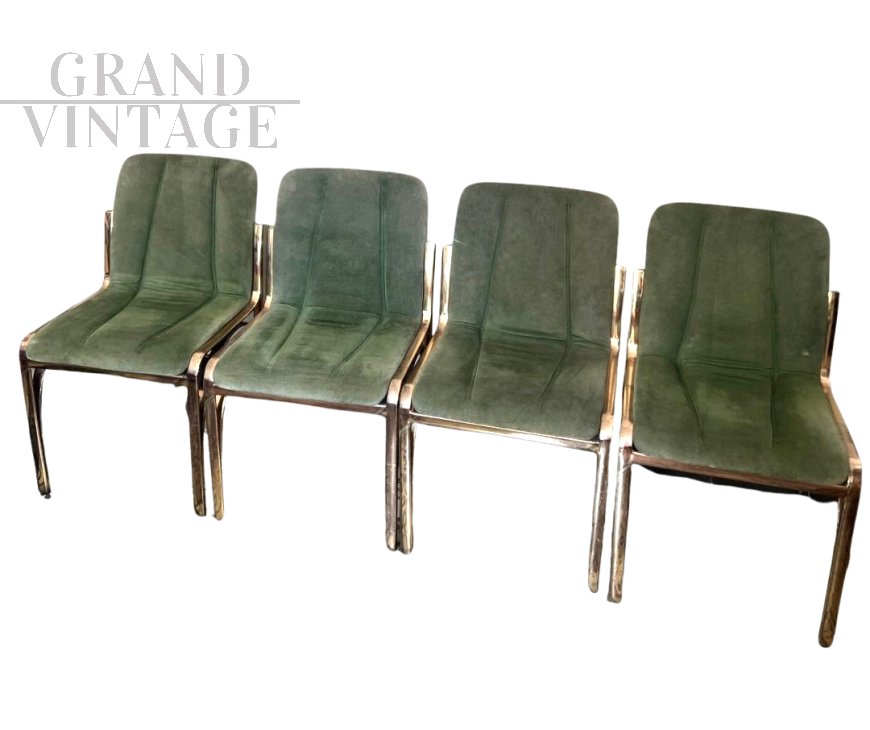 Set di 4 sedie design di Vittorio Gregotti in camoscio verde                            