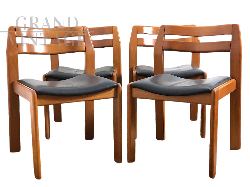 Set di 4 sedie vintage italiane in noce e pelle nera, anni '70                            