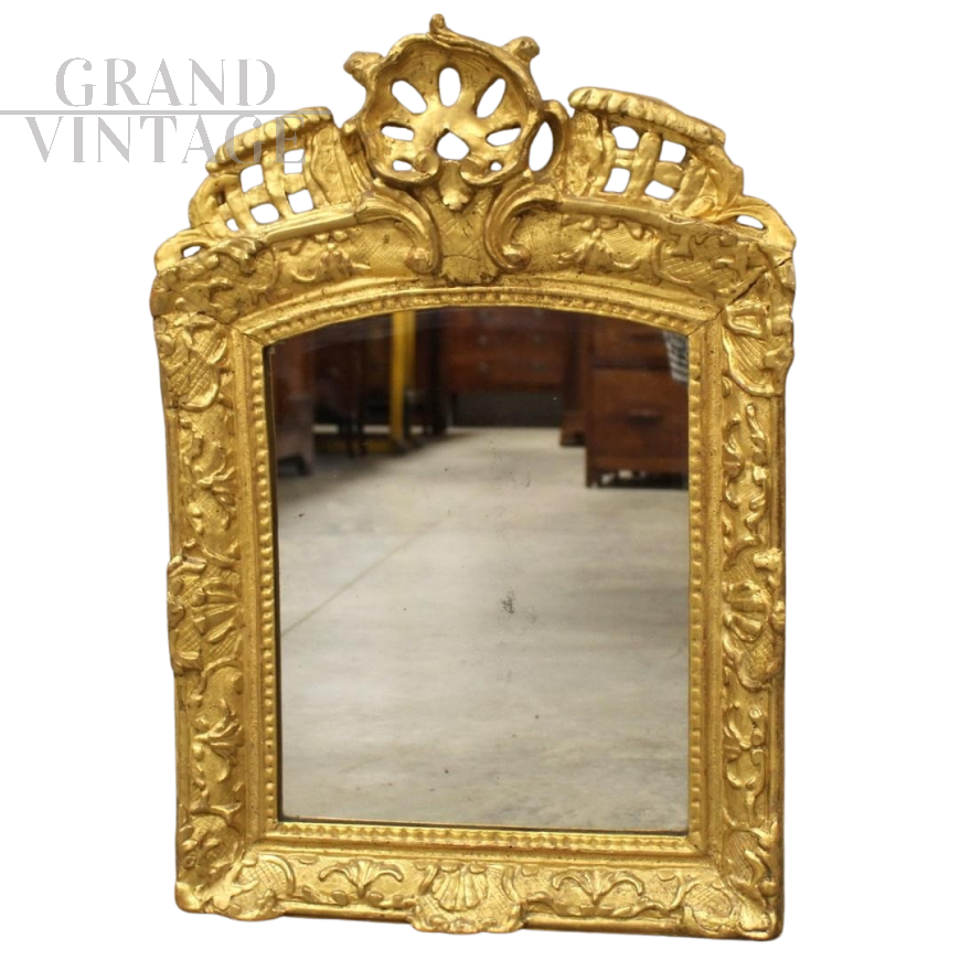 Specchiera antica dorata del '700, periodo Luigi XV                            