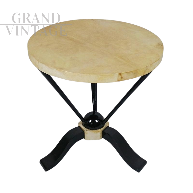 Tavolino basso rotondo in stile Art Déco con piano in pergamena                            