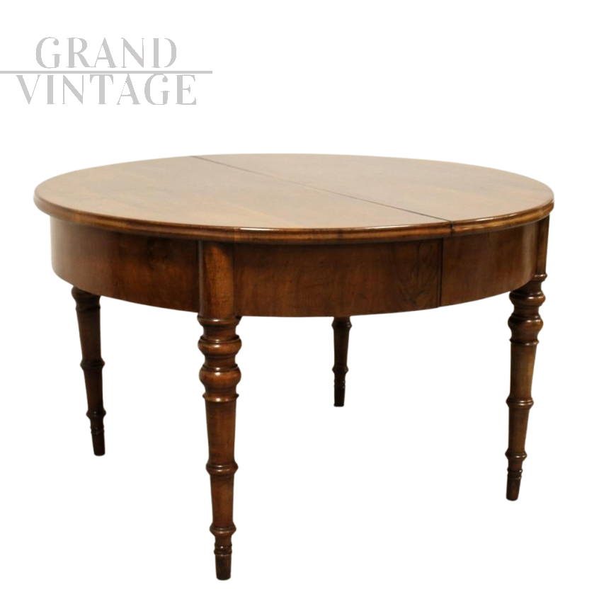 Antique extendable walnut table from the Louis Philippe period, Italy 19th century