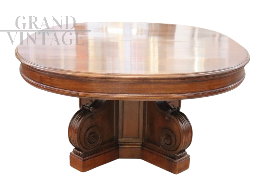 Tavolo antico ovale allungabile fino a 7,80 mt in legno di noce                            