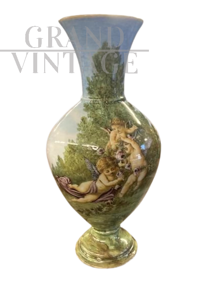 Vaso antico in ceramica Ginori con putti, 1850                            