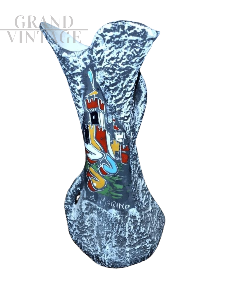 Vaso della Repubblica di San Marino effetto Lava, anni '60                            