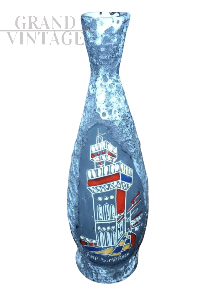 Vaso vintage di San Marino in ceramica lavica                            