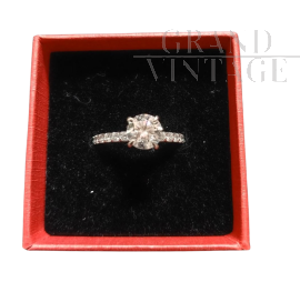 Anello solitario con diamante 1.47 carati                            