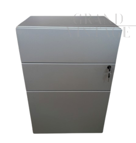 Cassettiera LessLess di Jean Nouvel per Unifor in alluminio                            