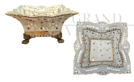 Centrotavola United Wilson in porcellana e bronzo dorato                            