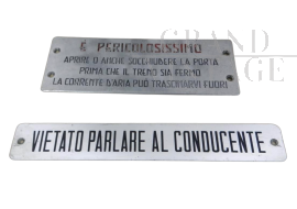 Coppia di targhe Ferrovie dello Stato Italiano in metallo, anni '60                            