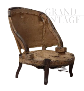 Poltrona antica destrutturata