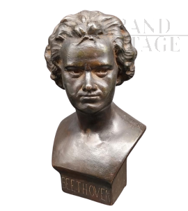 Scultura con busto di Beethoven, manifattura Signa dei primi del '900                            