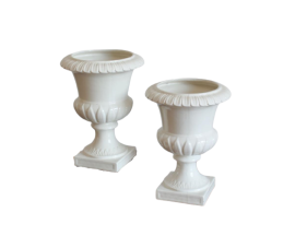 Coppia di vasi Capuani Este in ceramica laccata bianca, Italia '900