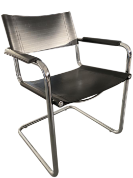 Set di 8 sedie cantilever di Matteo Grassi in pelle nera