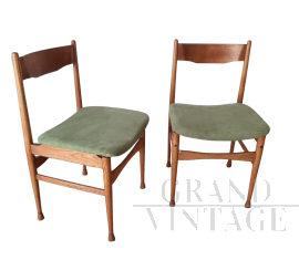 Coppia di sedie vintage in stile scandinavo in frassino e tessuto verde                            