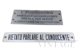 Coppia di targhe Ferrovie dello Stato Italiano in metallo, anni '60                            