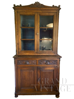 Credenza vetrina Luigi Filippo intagliata                            