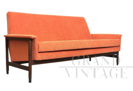 Divano di Gigi Radice per Minotti in vellutino arancione                            