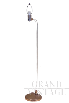 Lampada design industriale con stelo in plastica trasparente                            