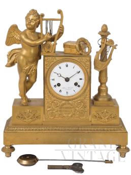 Orologio antico Impero francese in bronzo dorato, XIX secolo