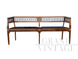 Panchina in stile neoclassico in noce con intarsi in acero                            