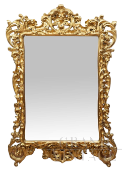 Specchiera antica stile Luigi XV in legno dorato e intagliato                            