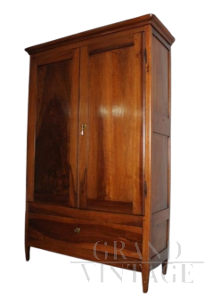 Stipo armadio antico di fine '700 in noce                            