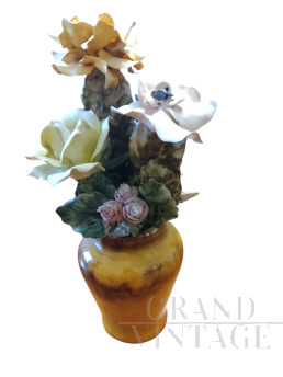 Vaso di fiori in ceramica Capodimonte                            