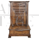 Antico inginocchiatoio intagliato del XVIII secolo                            