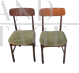 Coppia di sedie vintage imbottite con velluto verde                           
                            