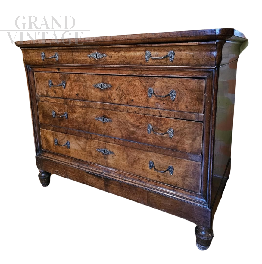 Antique chest of drawers in neo-Renaissance style from the 17th century