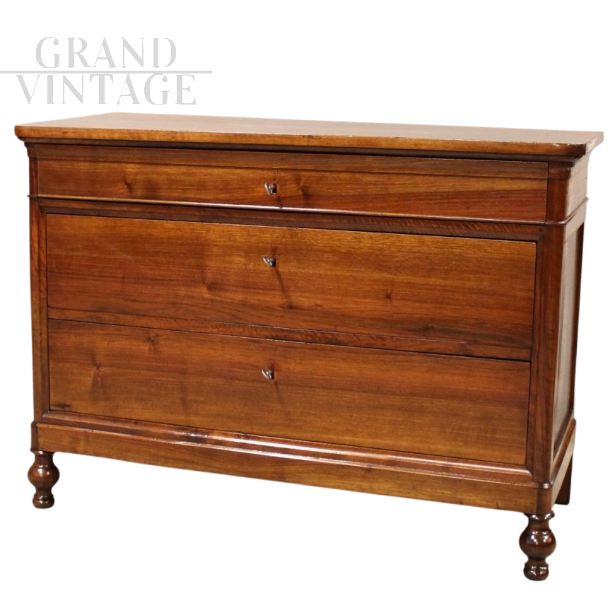 Antique Charles X chest of drawers in walnut from Italy, 19th century
