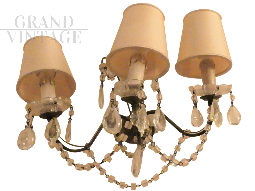 Single vintage wall light with crystal drops