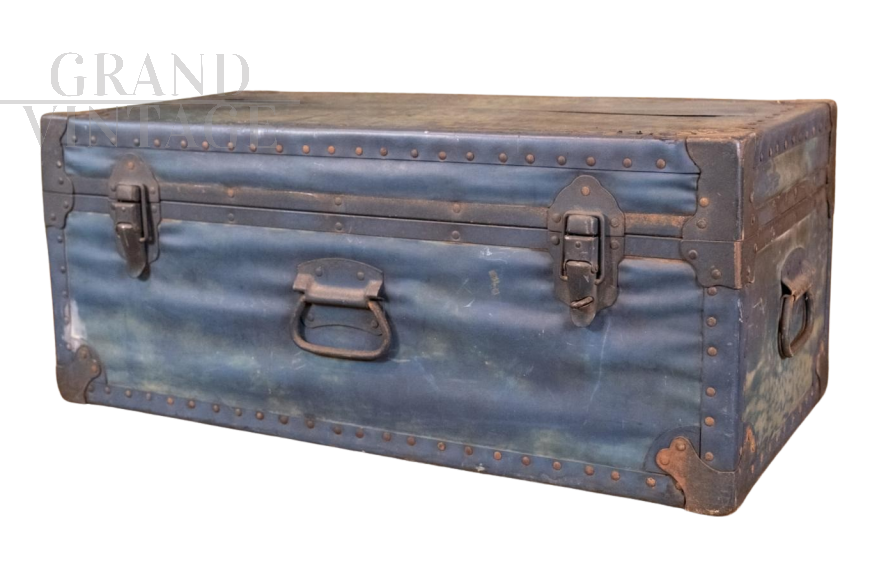 Vintage American Military Trunk in Blue Metal