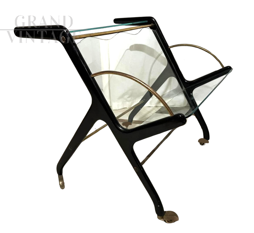 Magazine trolley designed by Ico Parisi in wood and glass, Italy 1950s  