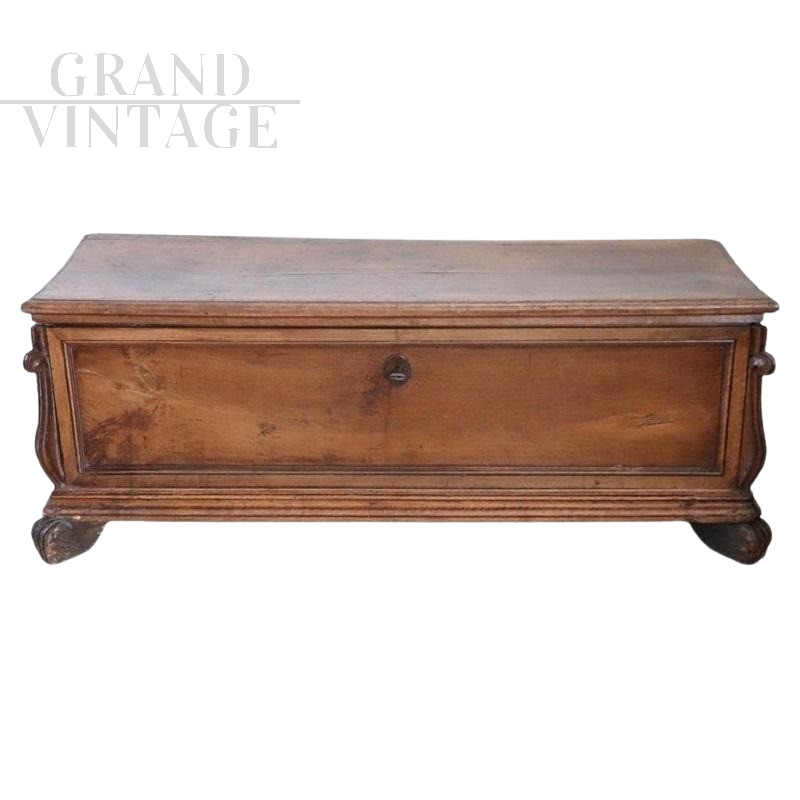 Antique 18th century bench with storage in solid walnut