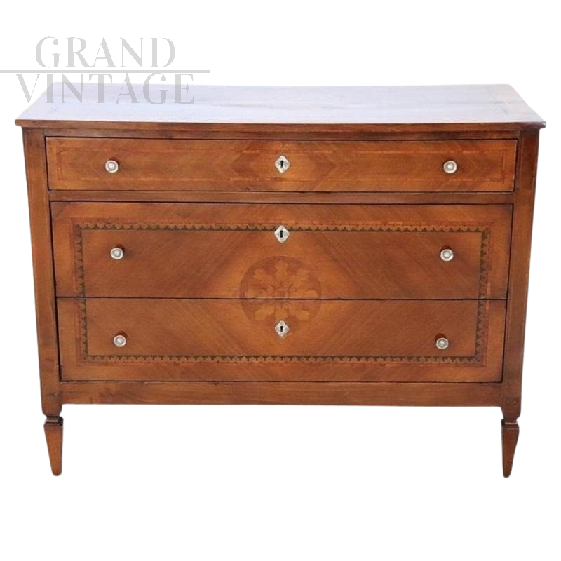Antique Louis XVI style chest of drawers in inlaid walnut