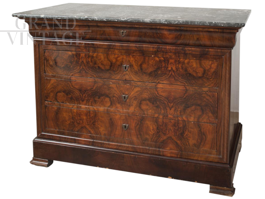 Antique Louis Philippe chest of drawers in briar walnut