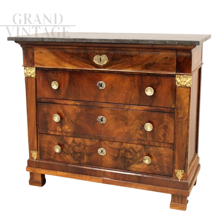 Small antique Empire chest of drawers in walnut, 19th century Italy            