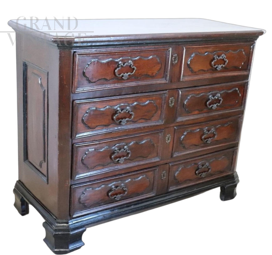 Antique 17th century Louis XIV chest of drawers in solid walnut