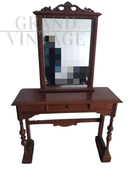 Antique style entrance console with mirror
                            