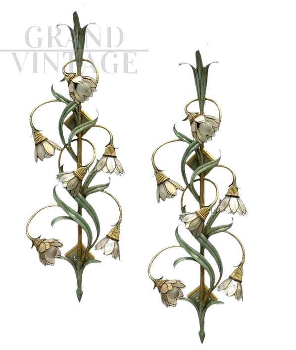 Pair of Banci wall lights in mother of pearl and wrought iron, 1970s 