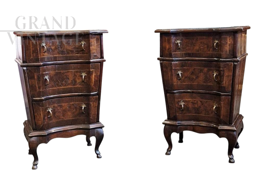 Pair of 19th century Venetian bedside tables in walnut and briar
