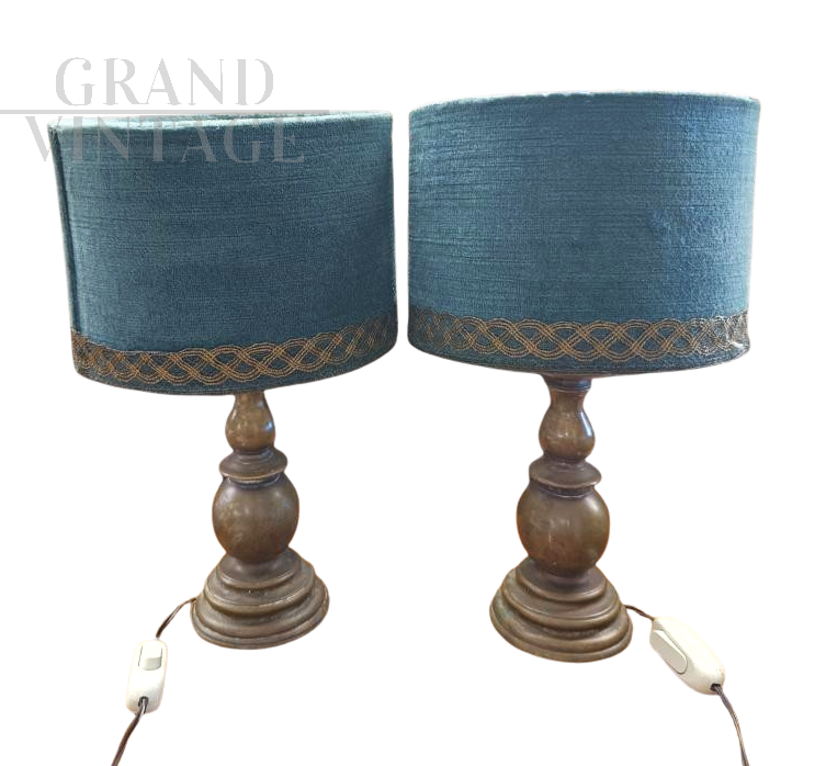 Coppia di lampade abat-jour antiche in bronzo con paralume blu petrolio                            