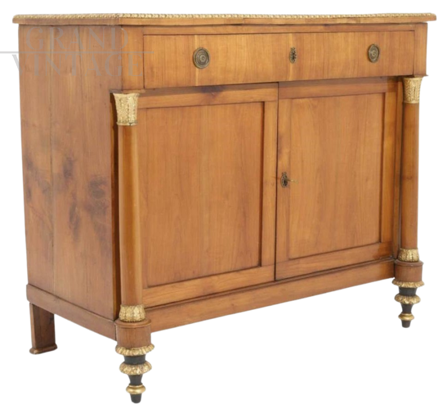 Lucchese Empire sideboard in cherry wood with gold leaf carvings
