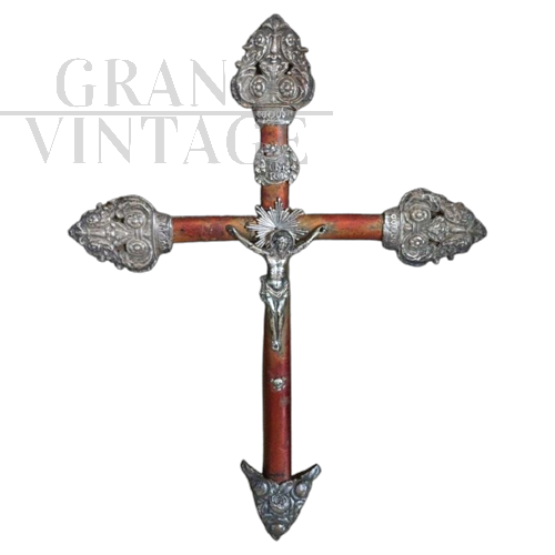 Antique crucifix in silver and wood from the 19th century                  
                            