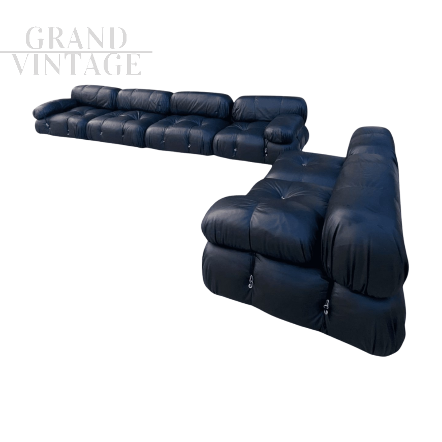 Camaleonda modular sofa by Mario Bellini in black leather