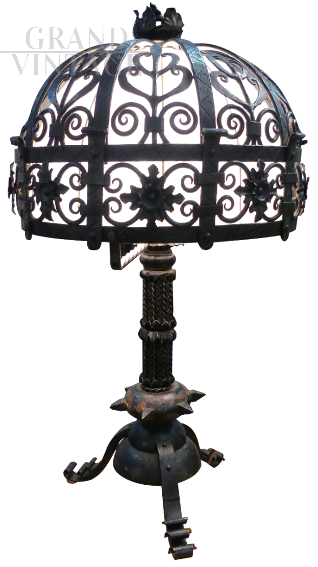 Liberty lamp in wrought iron
